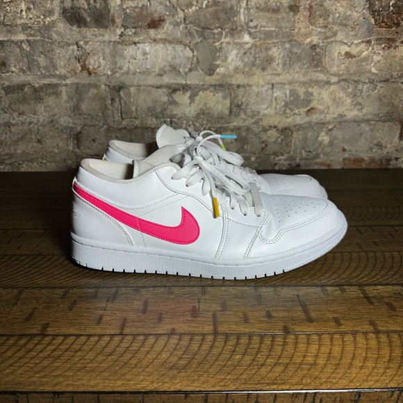 multicolor swoosh jordan 1 low